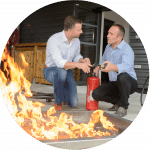 Brandschutzhelfer Ausbildung in Paderborn mit praktischer Löschübung